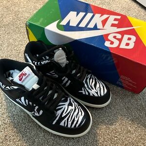 Nike SB Dunk Low OG QS